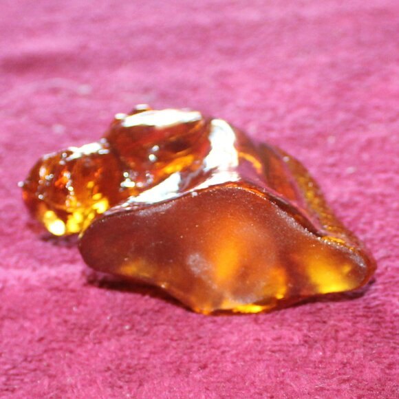 Vintage Amber Color Glass Horse Bust paperweight 3" tall - Picture 3 of 3